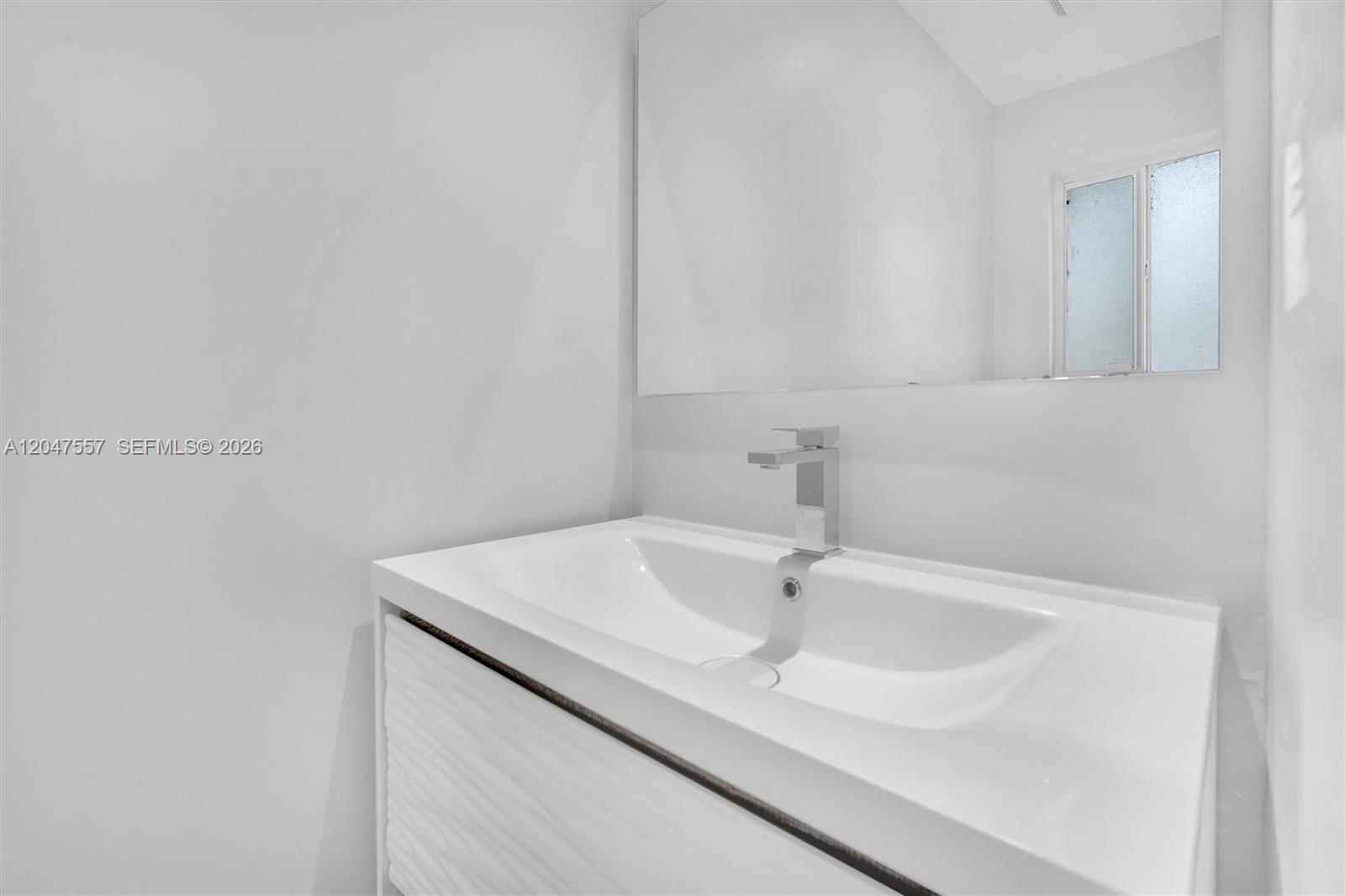 Photo of 21391 Marina Cove Cir (21391), Aventura, Florida, 33180 - First floor half bathroom