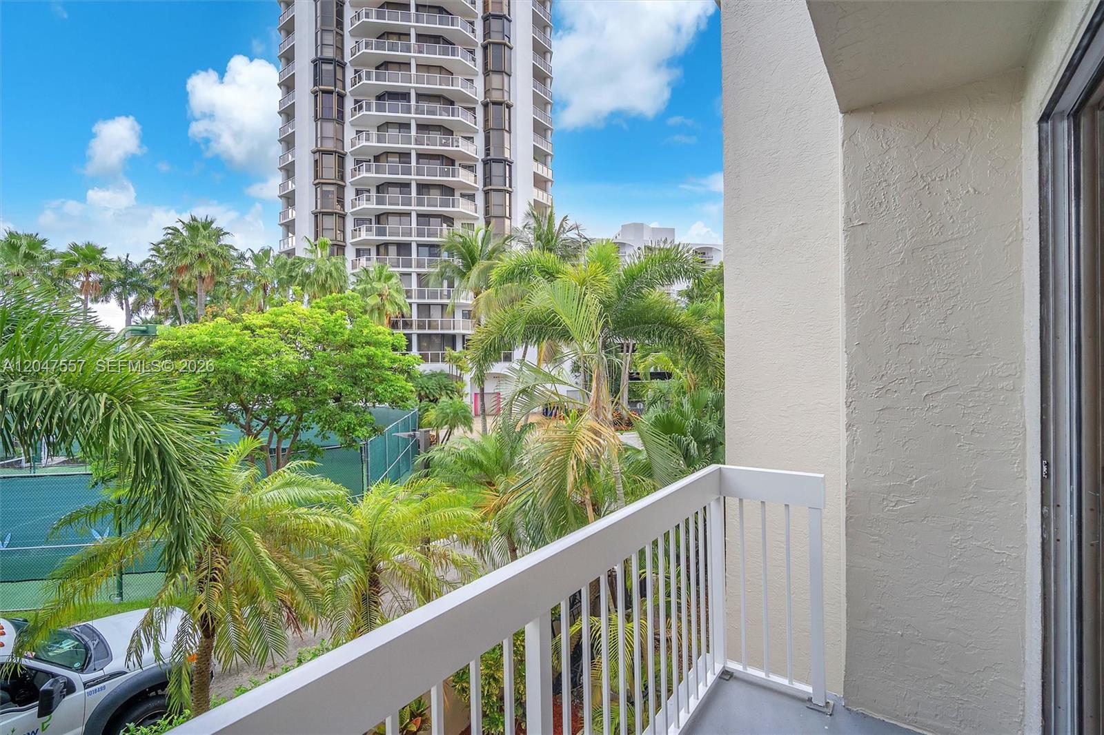 Photo of 21391 Marina Cove Cir (21391), Aventura, Florida, 33180 - Master bedroom balcony