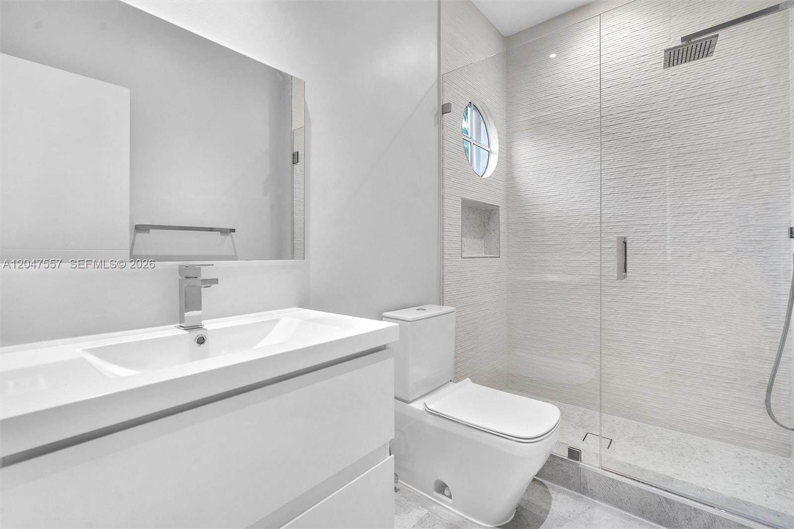 Photo of 21391 Marina Cove Cir (21391), Aventura, Florida, 33180 - Second bedroom private bathroom