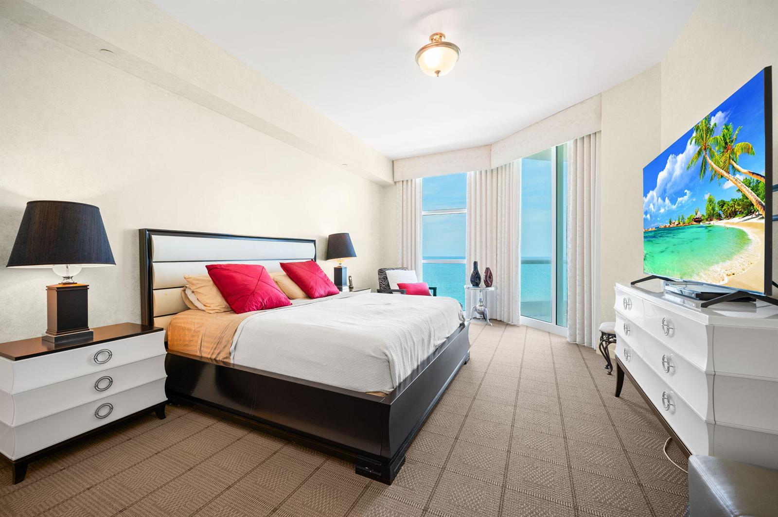 Photo of 16051 Collins #1902, Sunny Isles Beach, Florida, 33160 - 15-web-or-mls-16051-collins-ave-1902