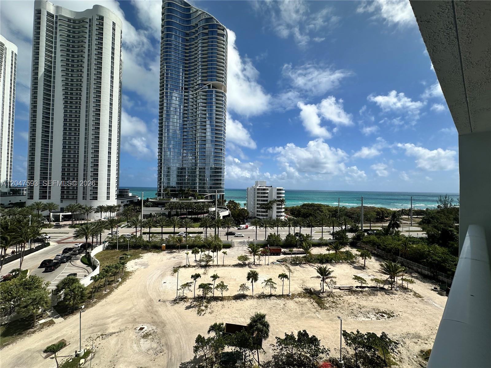 See details 911 1 / 2 991 sq. ft. $ 2026-07-03 0 Photo