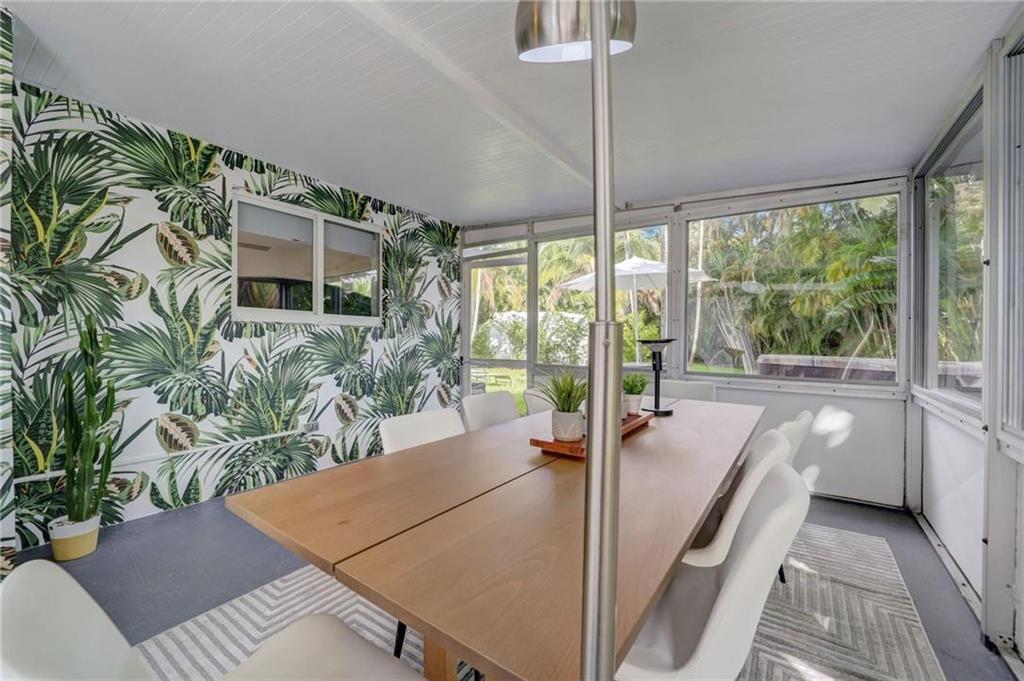 1-2  / 0 2215 sq. ft. $ 2026-07-24 0 foto