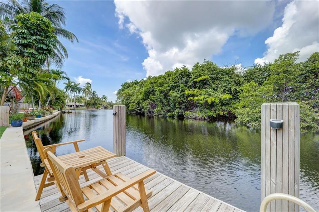 1-2  / 0 2215 sq. ft. $ 2026-07-24 0 foto