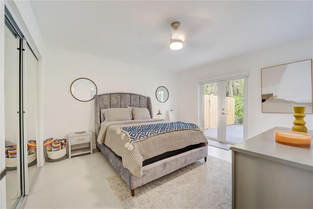 1-2  / 0 2215 sq. ft. $ 2026-07-24 0 foto