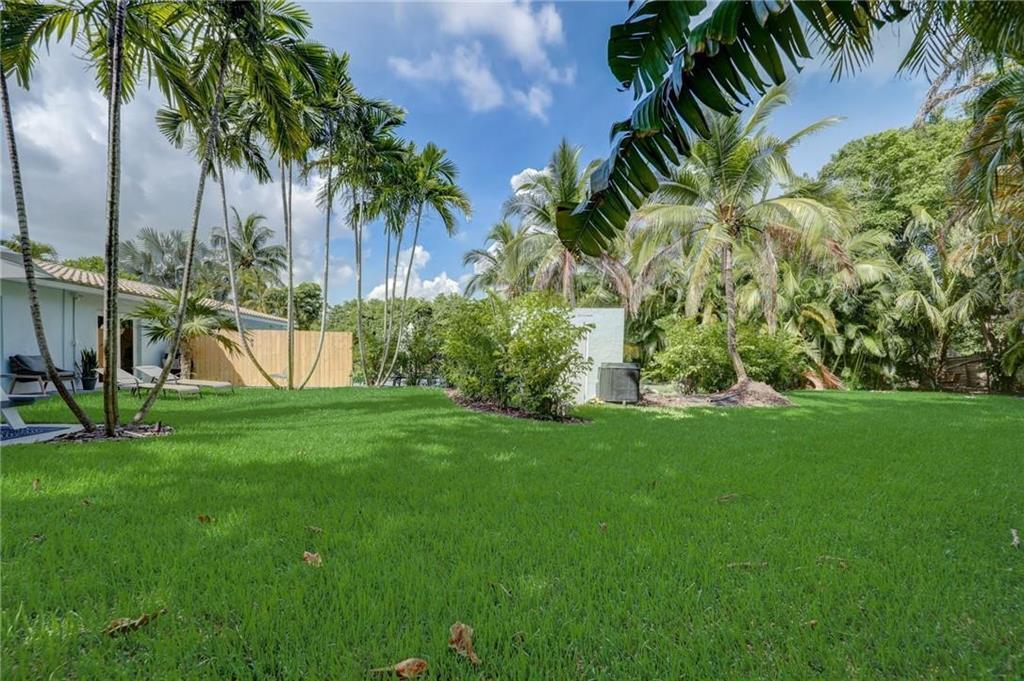1-2  / 0 2215 sq. ft. $ 2026-07-24 0 foto