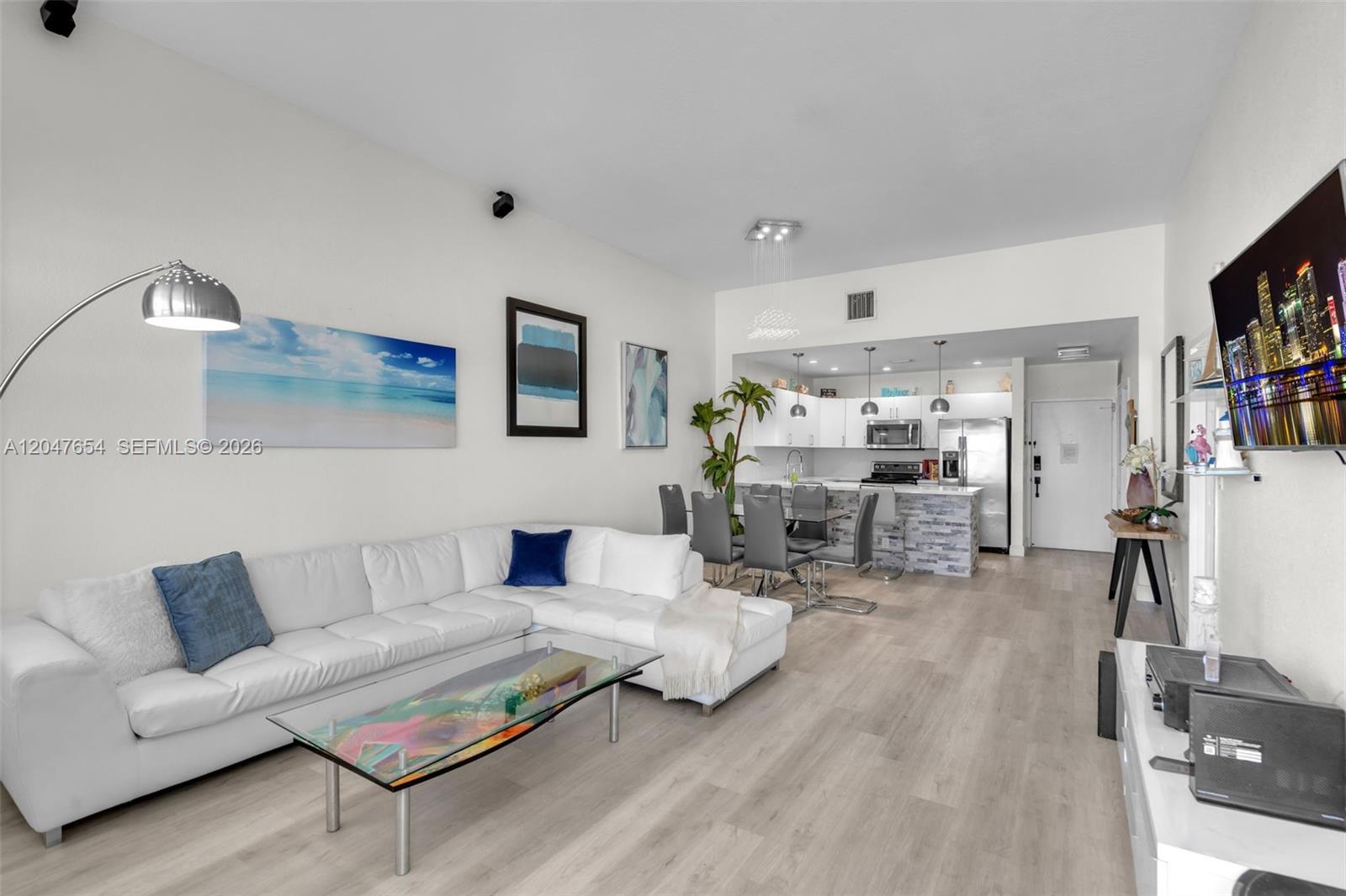 Photo of 3725 Ocean Dr  #PH03, Hollywood, Florida, 33019 - 