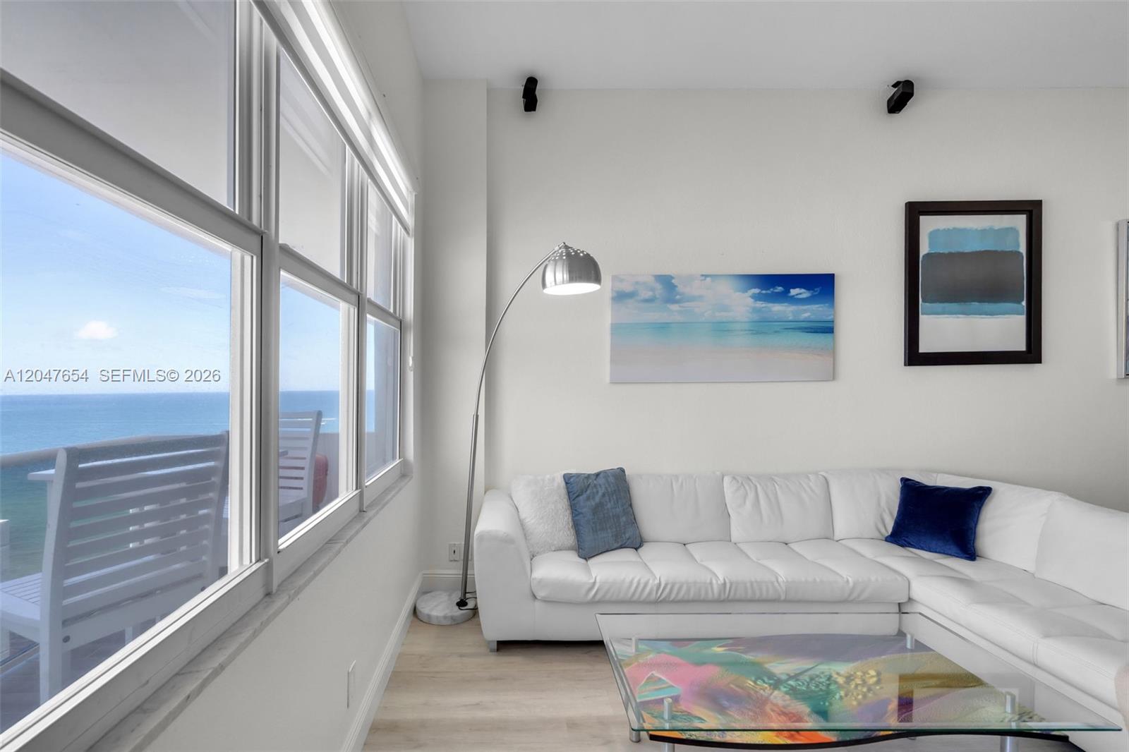 Photo of 3725 Ocean Dr  #PH03, Hollywood, Florida, 33019 - 