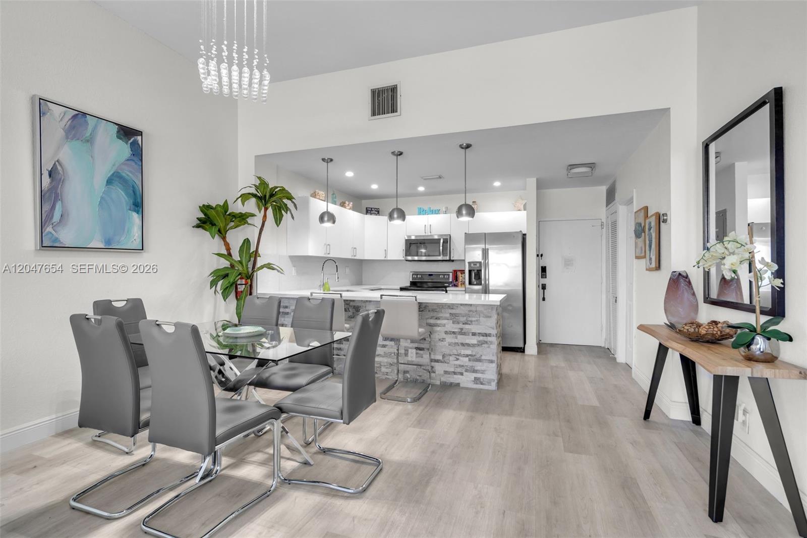 Photo of 3725 Ocean Dr  #PH03, Hollywood, Florida, 33019 - 