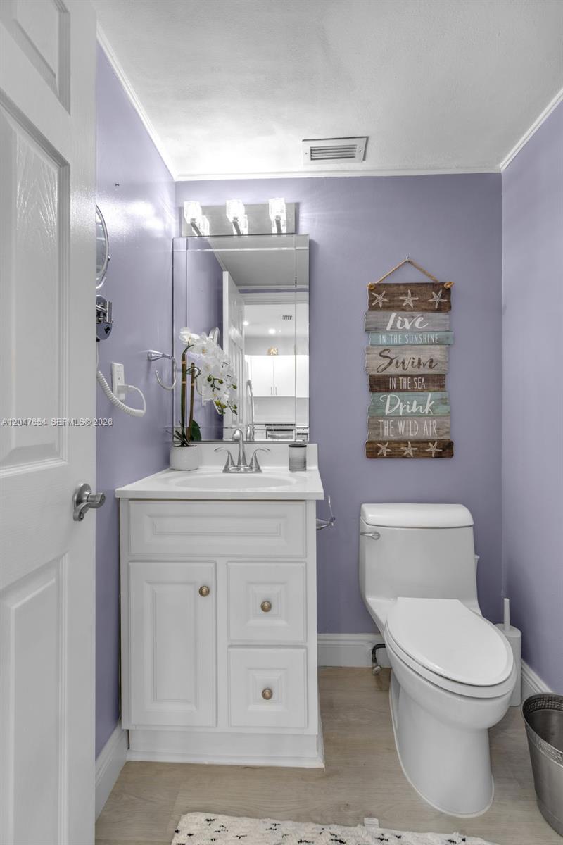 Photo of 3725 Ocean Dr  #PH03, Hollywood, Florida, 33019 - 