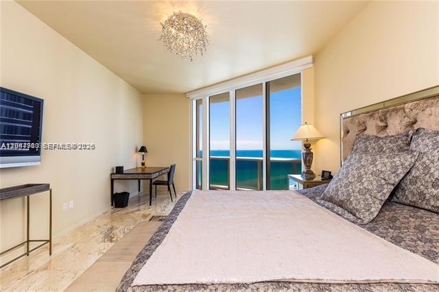 1106 2 / 4 2327 sq. ft. $ 2026-07-03 0 foto