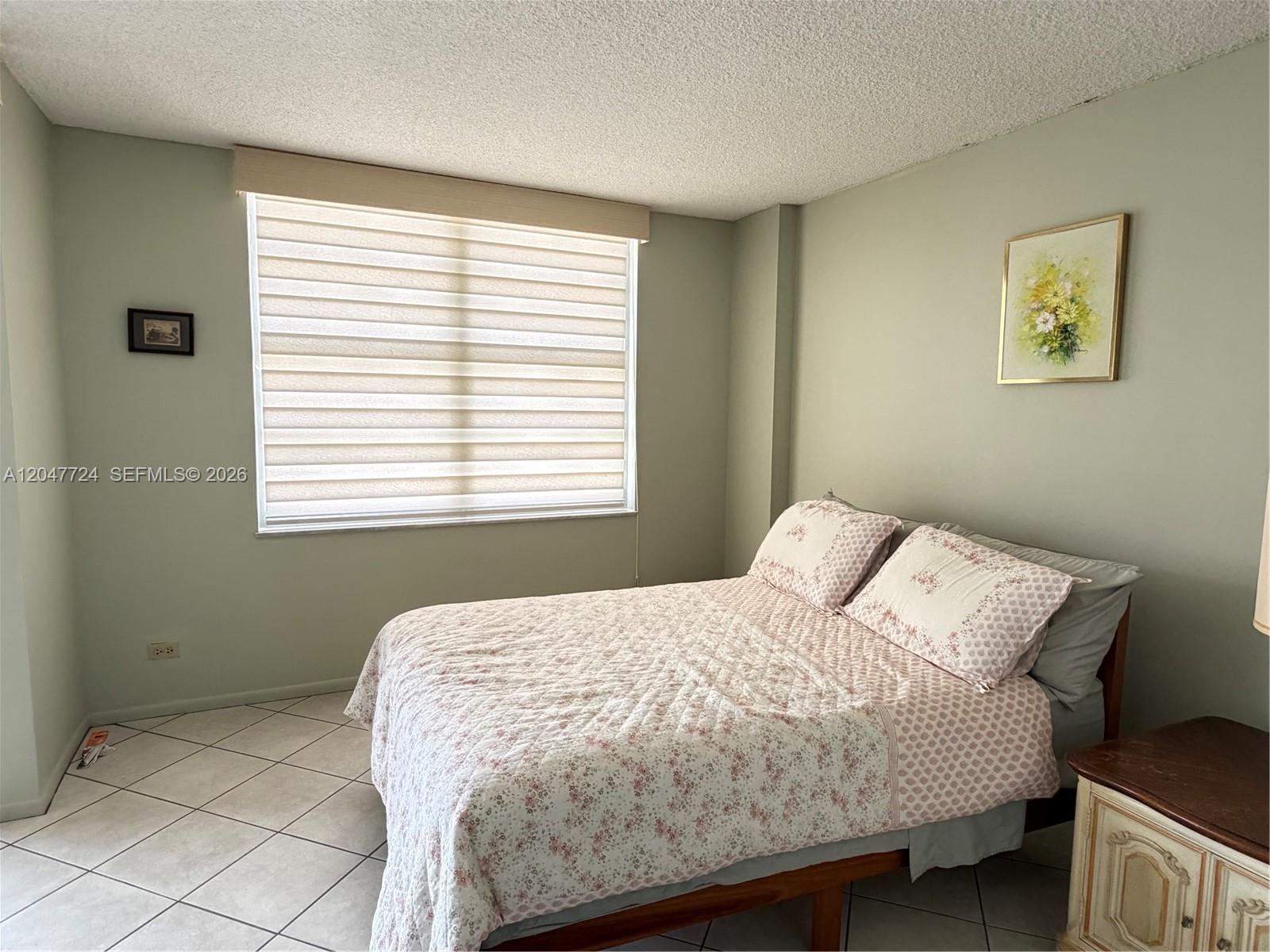 Ver detalles 1208 2 / 2 1233 sq. ft. $ 2026-07-03 0 foto