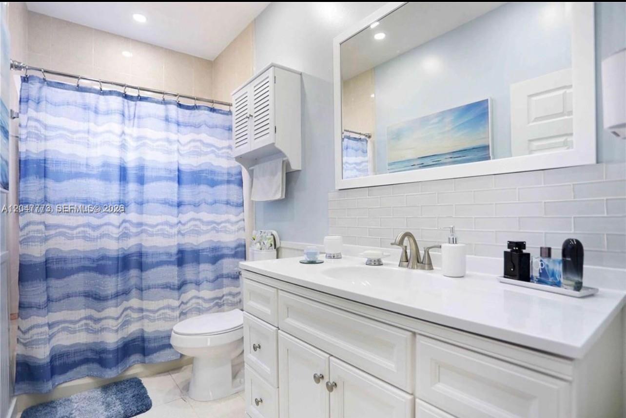 Ver detalles 2535 4 / 2 2160 sq. ft. $ 2026-07-03 0 foto
