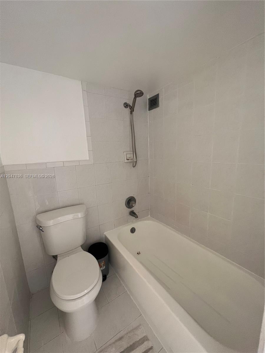 Photo of 17011 Bay Rd  #816, Sunny Isles Beach, Florida, 33160 - 