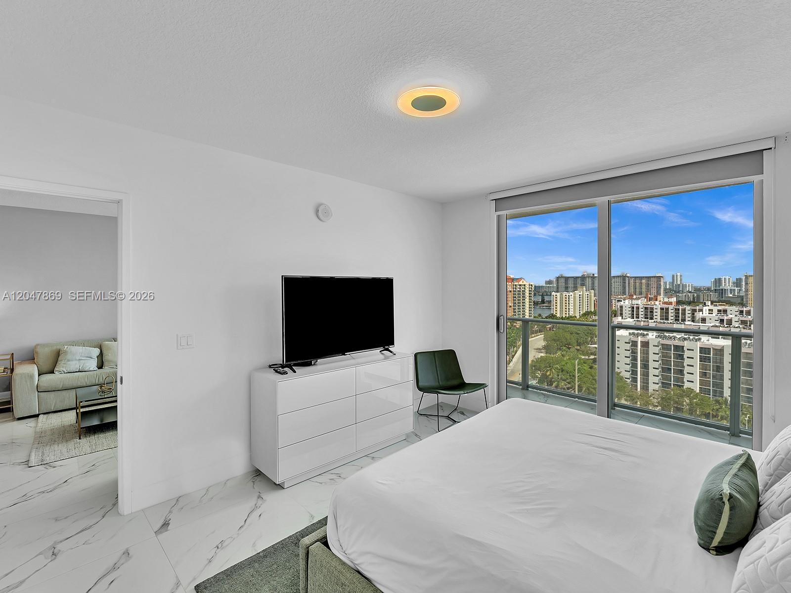 4-1503 2 / 3 1524 sq. ft. $ 2026-07-03 0 foto