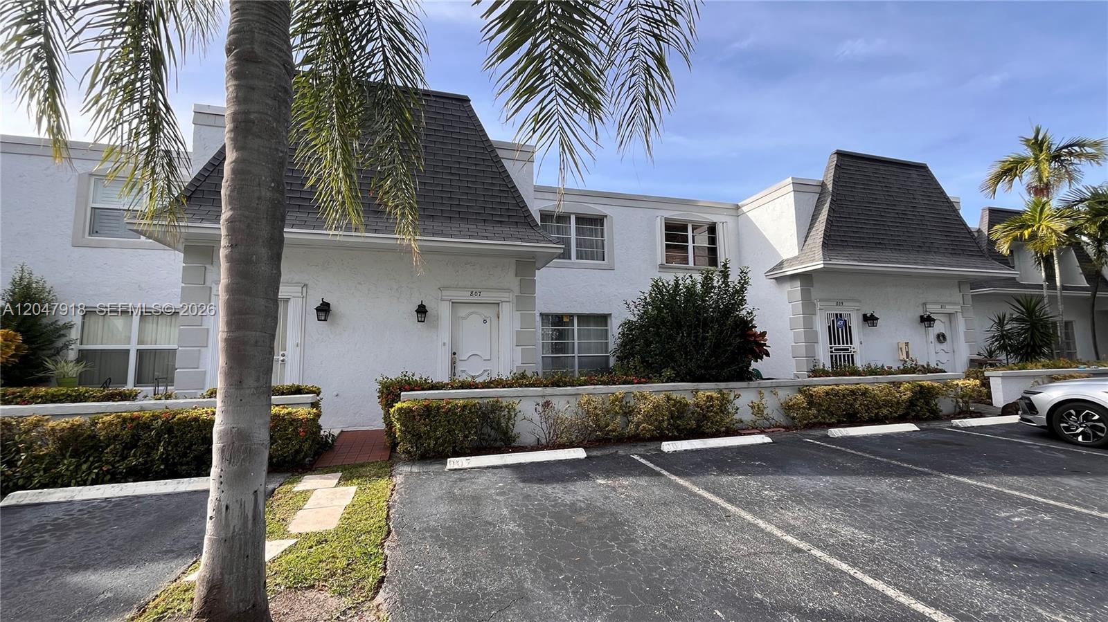 Photo of 807 27th Ave (807), Hallandale Beach, Florida, 33009 -
