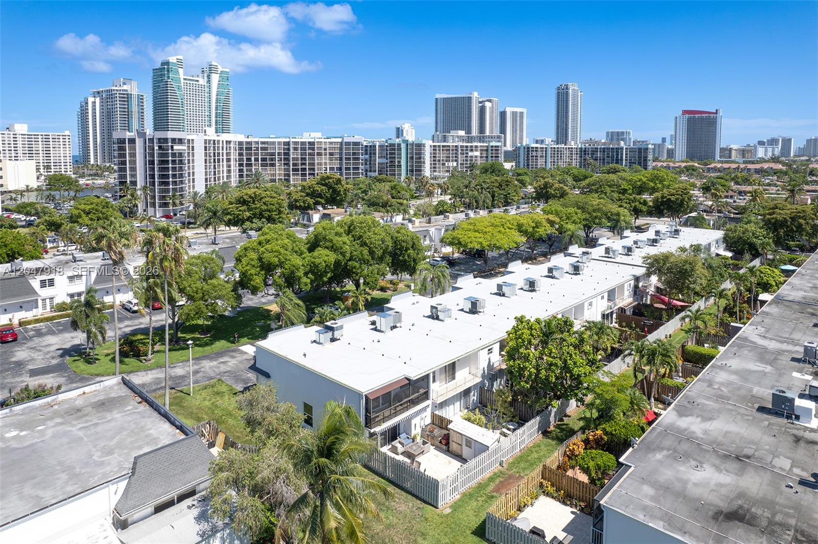 Photo of 807 27th Ave (807), Hallandale Beach, Florida, 33009 -