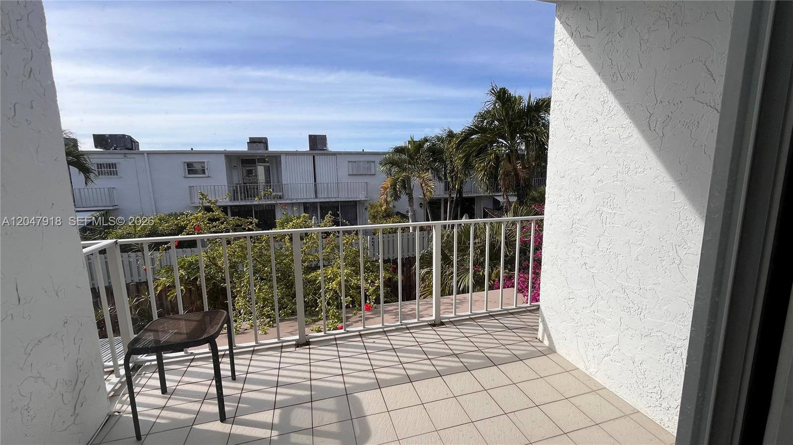 Photo of 807 27th Ave (807), Hallandale Beach, Florida, 33009 -