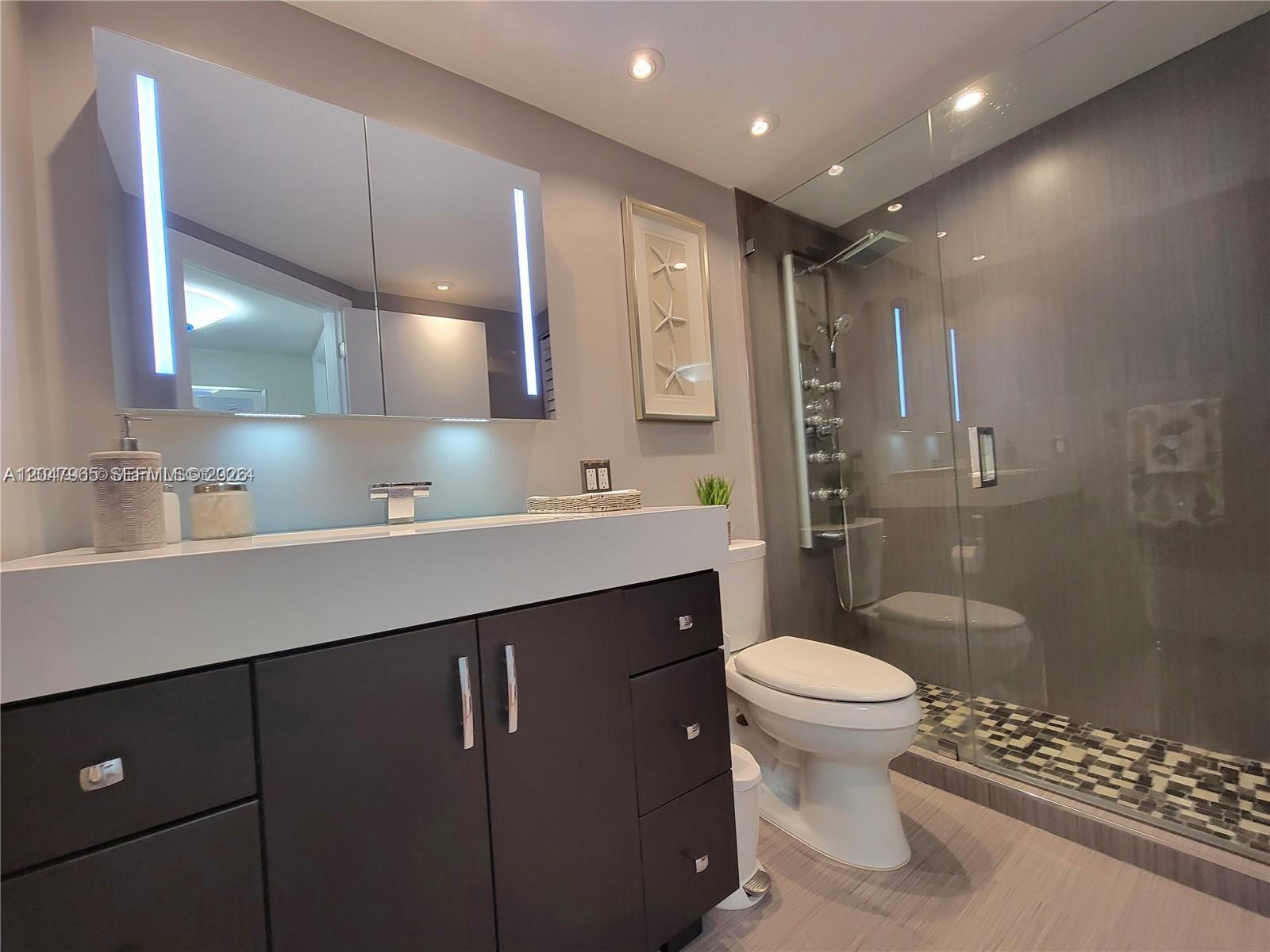 Photo of 2030 Ocean Dr  #1718, Hallandale Beach, Florida, 33009 - 