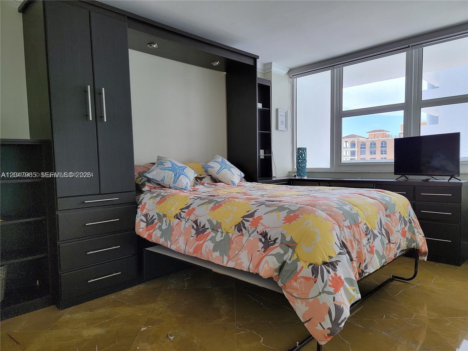 Photo of 2030 Ocean Dr  #1718, Hallandale Beach, Florida, 33009 - 