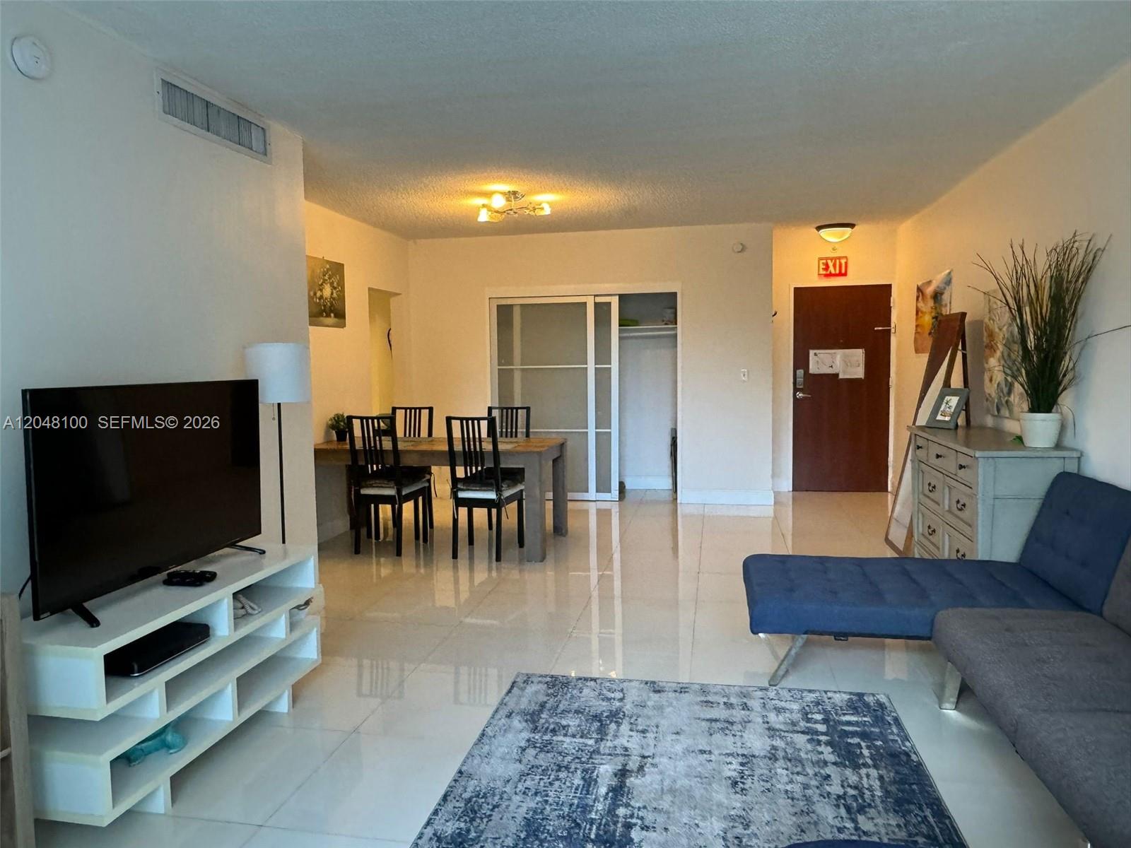 Photo of 3901 Ocean Dr  #3U, Hollywood, Florida, 33019 - 