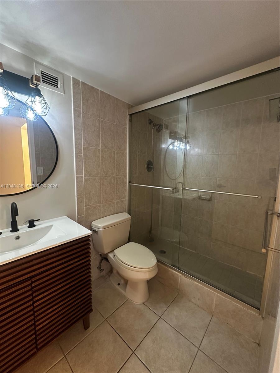 Photo of 16919 Bay Rd #710, Sunny Isles Beach, Florida, 33160 -