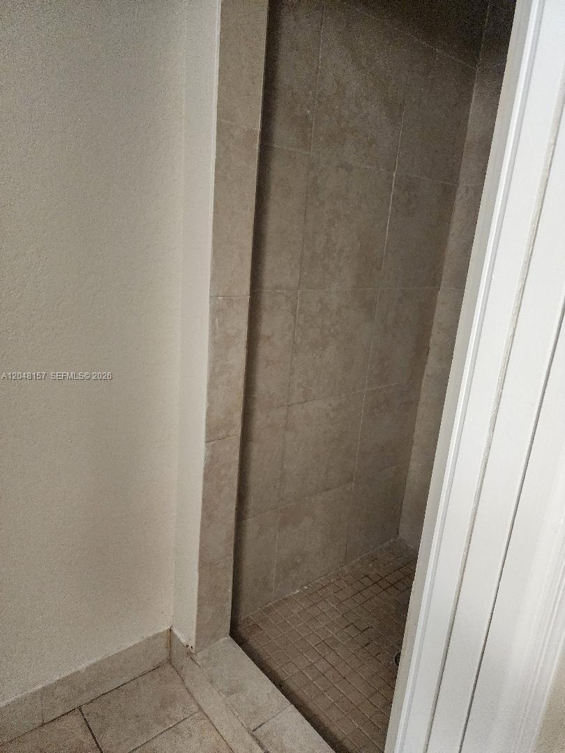   /   кв.футов $ 2026-07-05 0 Фото