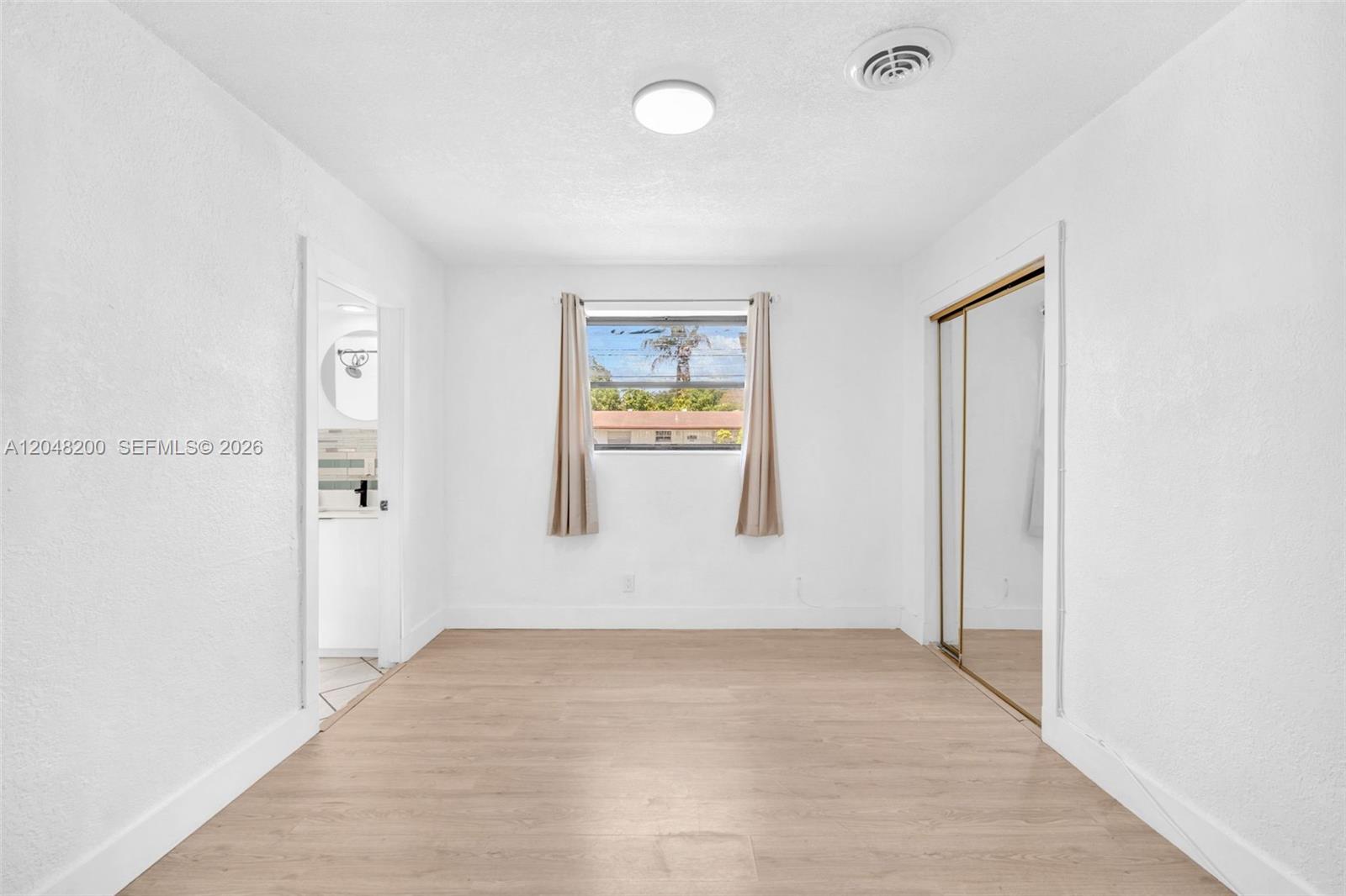 7022 3 / 2 1178 sq. ft. $ 2026-07-05 0 foto