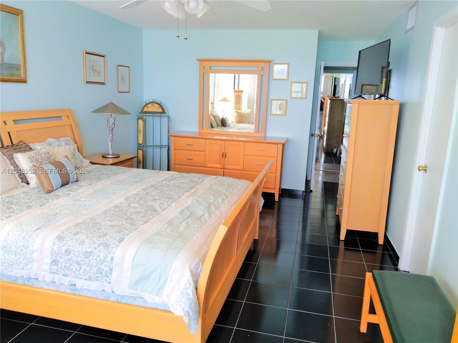 Photo of 2101 Ocean Dr  #2001, Hollywood, Florida, 33019 - 