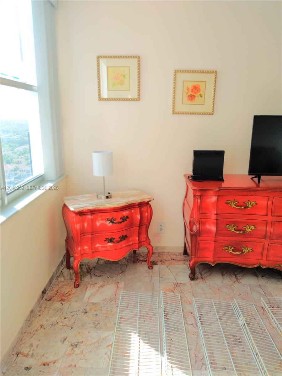 Photo of 2101 Ocean Dr  #2001, Hollywood, Florida, 33019 - 