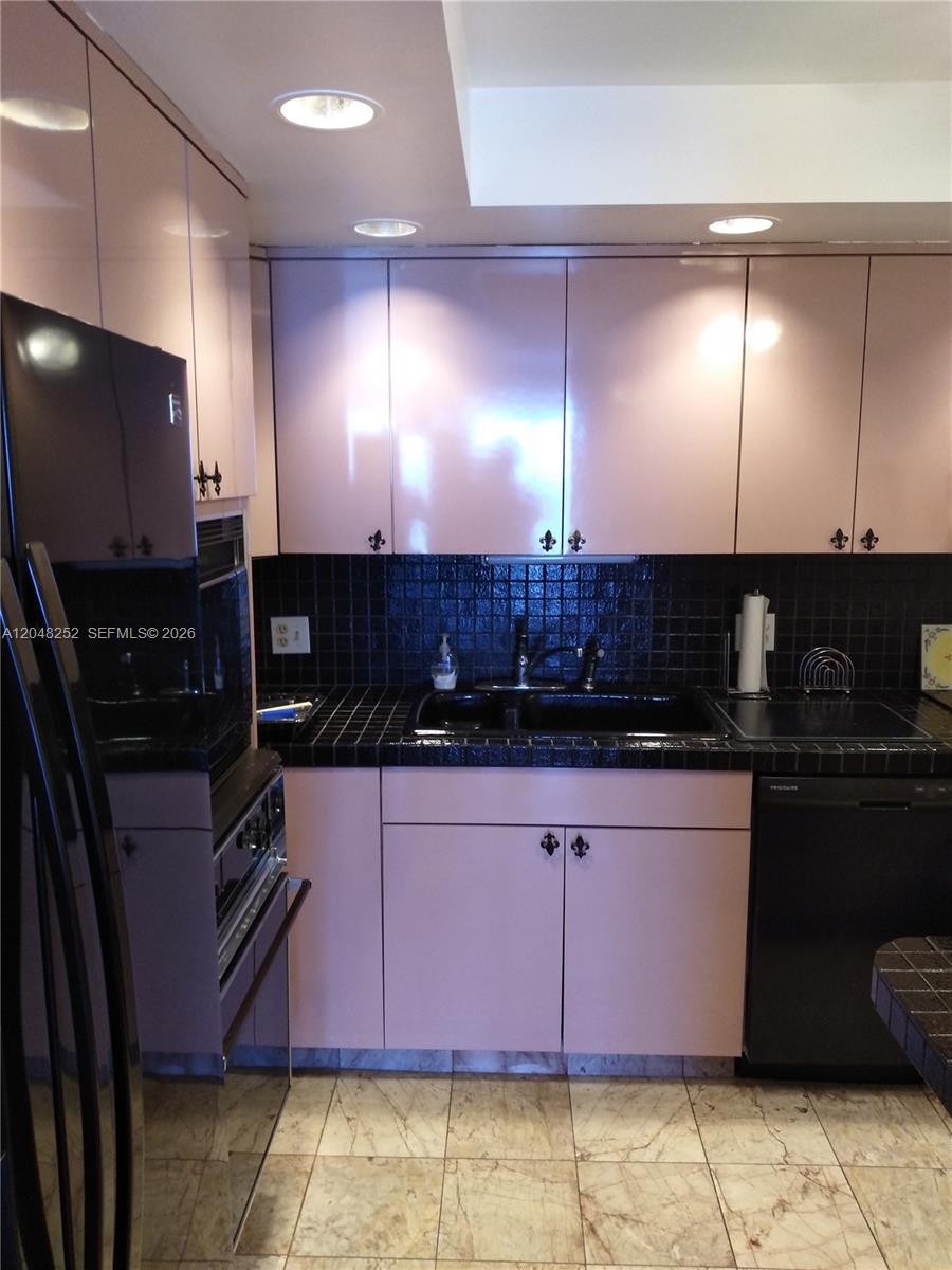 Photo of 2101 Ocean Dr  #2001, Hollywood, Florida, 33019 - 