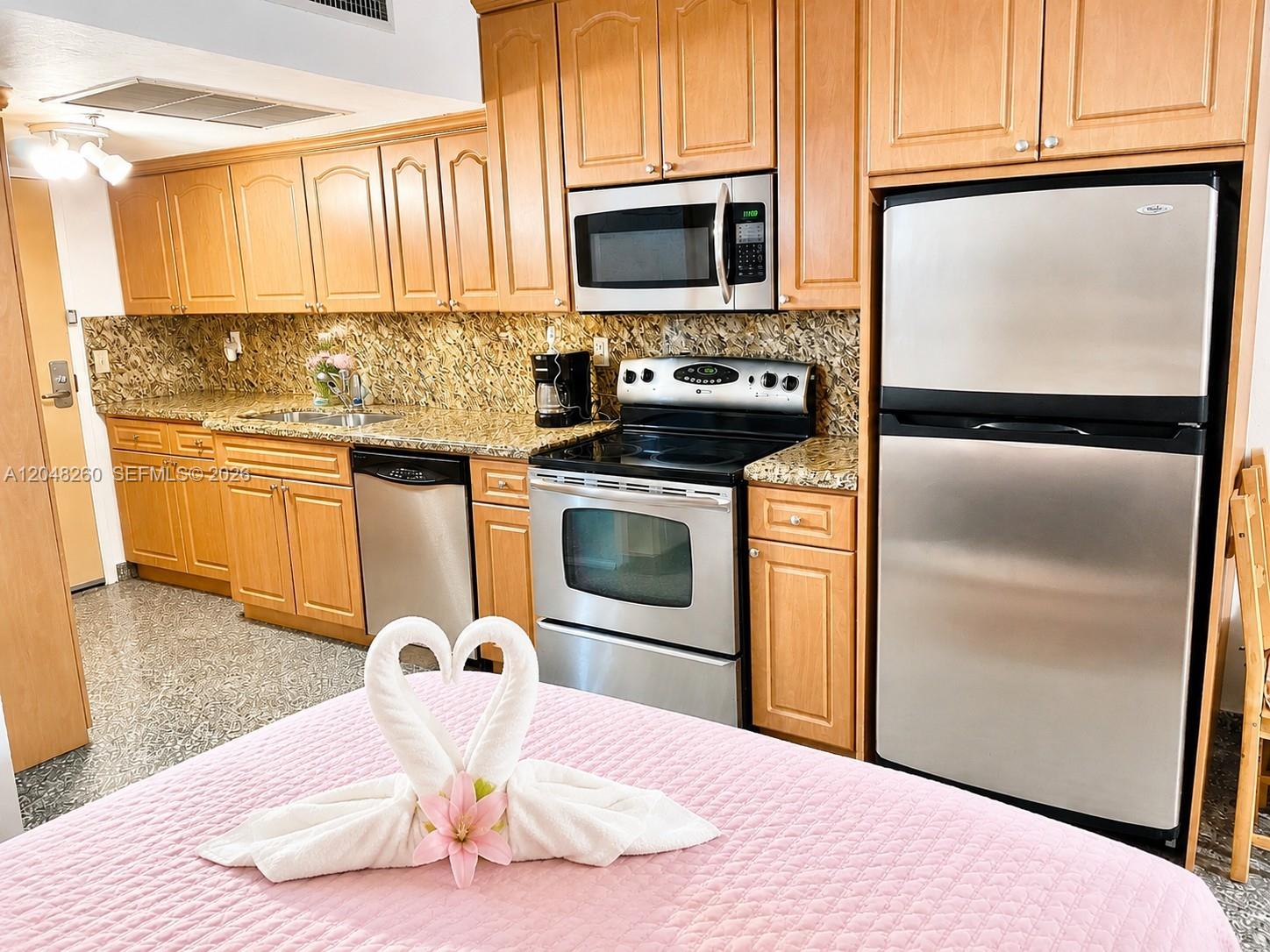 Photo of 19201 Collins Ave  #441, Sunny Isles Beach, Florida, 33160 - 
