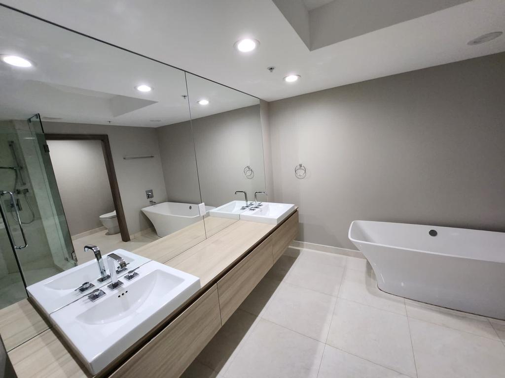 Photo of 17301 Biscayne #1202, North Miami Beach, Florida, 33160 - IMG-20230428-WA0010 (1)