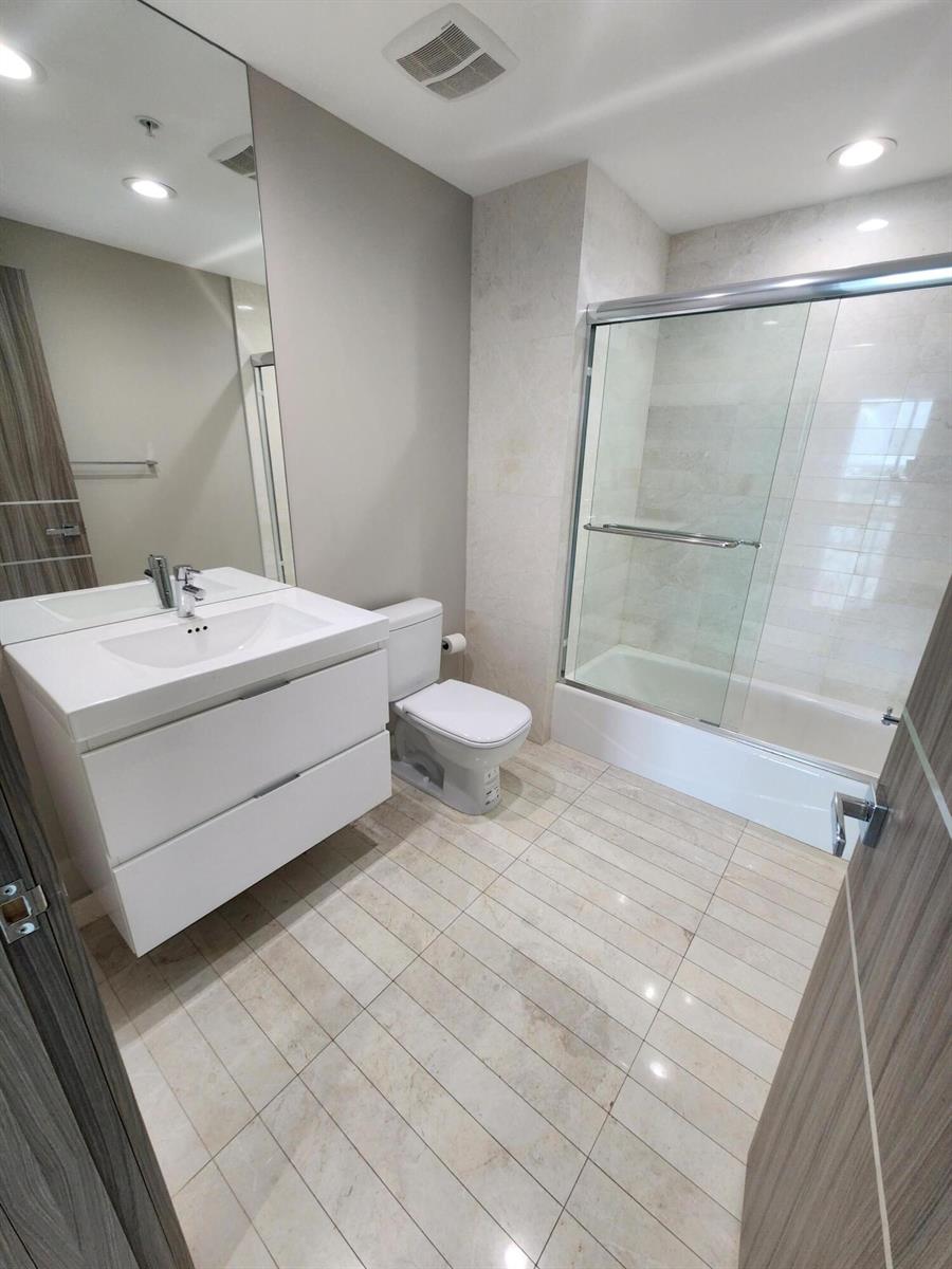 Photo of 17301 Biscayne #1202, North Miami Beach, Florida, 33160 - 20230519_133210
