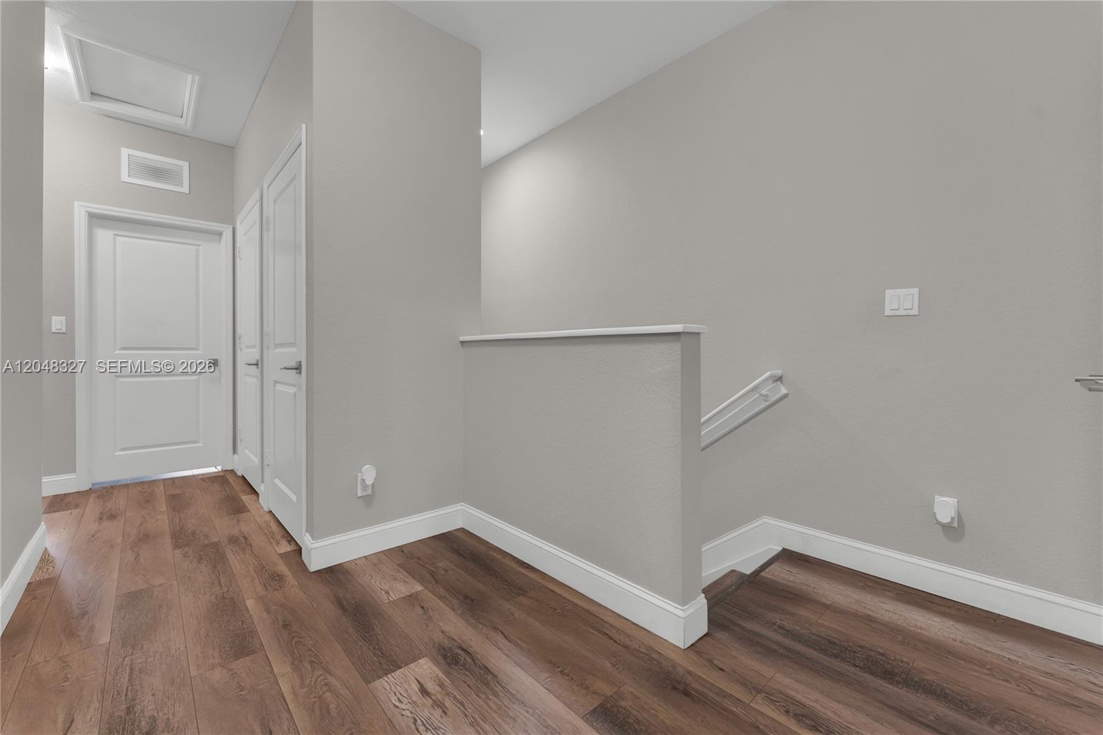 4040 3 / 3 1496 sq. ft. $ 2026-07-16 0 foto