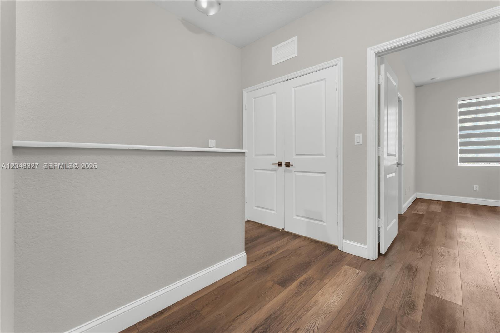 4040 3 / 3 1496 sq. ft. $ 2026-07-16 0 foto