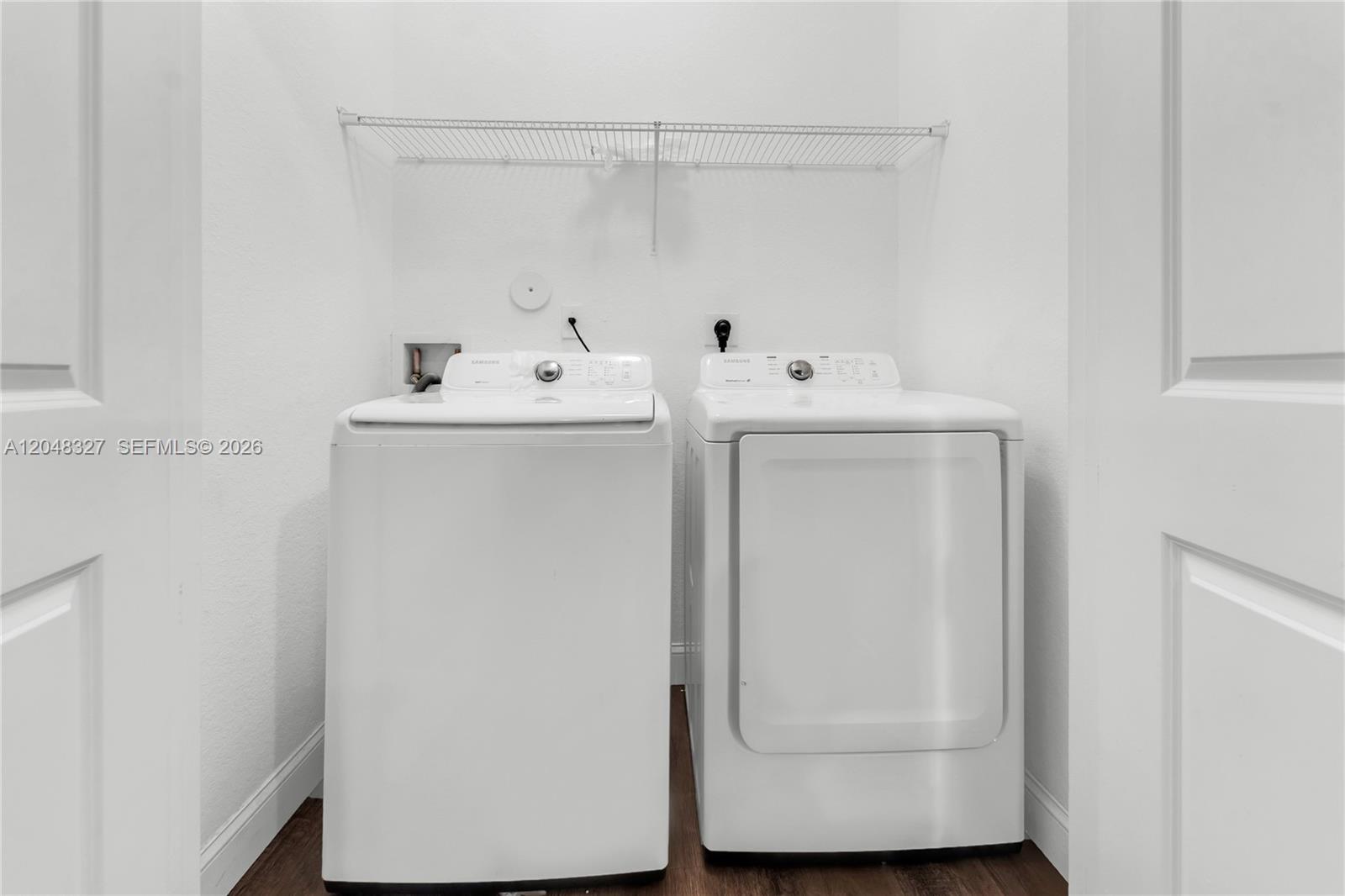 4040 3 / 3 1496 sq. ft. $ 2026-07-16 0 foto