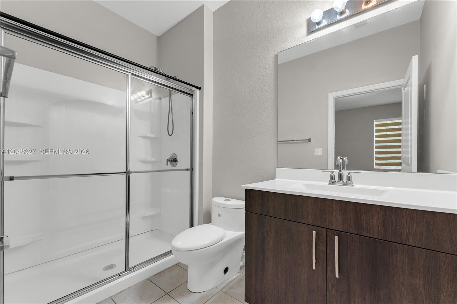 4040 3 / 3 1496 sq. ft. $ 2026-07-16 0 foto