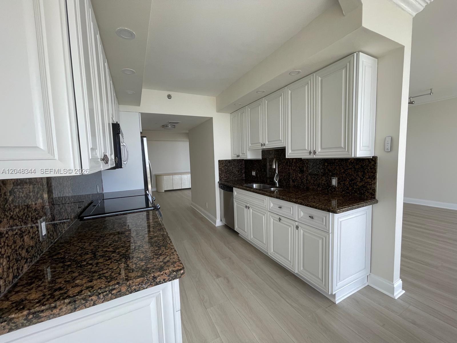Photo of 20281 Country Club Dr #2104, Aventura, Florida, 33180 -