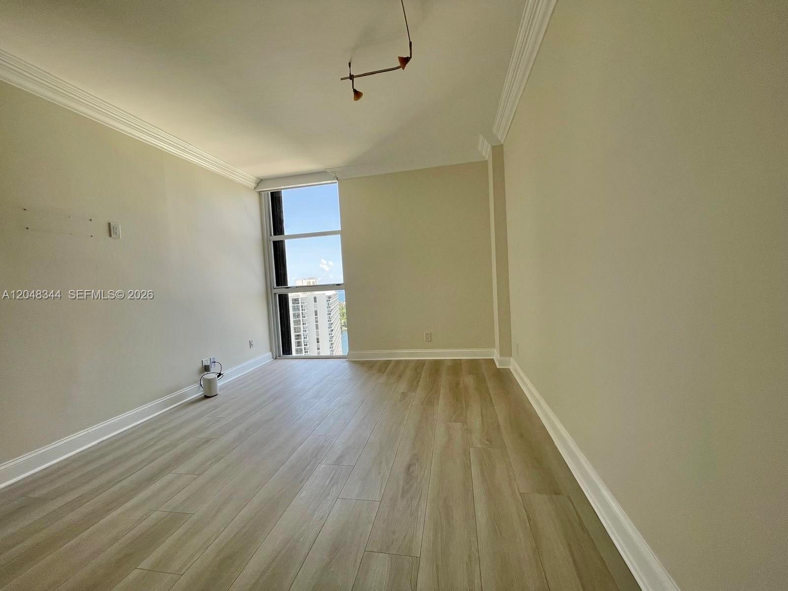 Photo of 20281 Country Club Dr #2104, Aventura, Florida, 33180 -