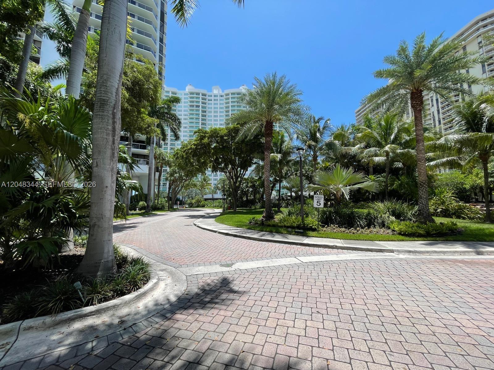 Photo of 20281 Country Club Dr #2104, Aventura, Florida, 33180 -