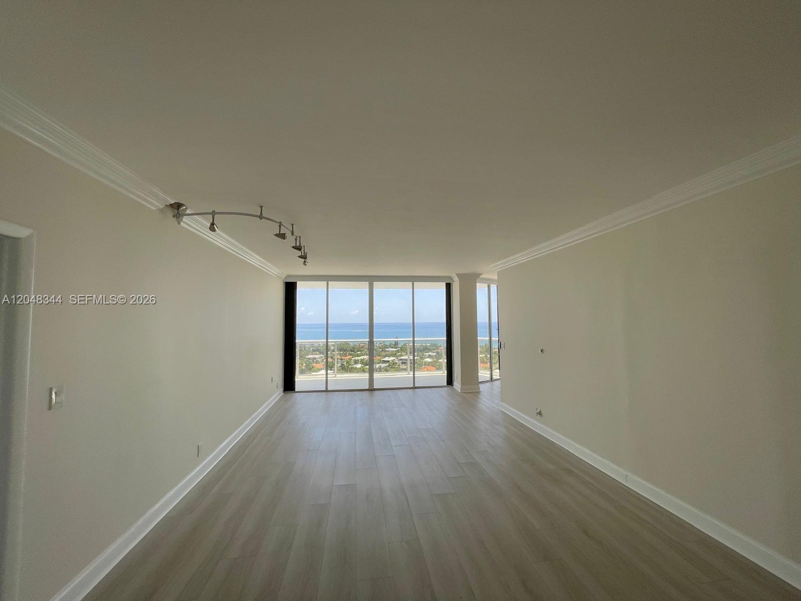Photo of 20281 Country Club Dr #2104, Aventura, Florida, 33180 -