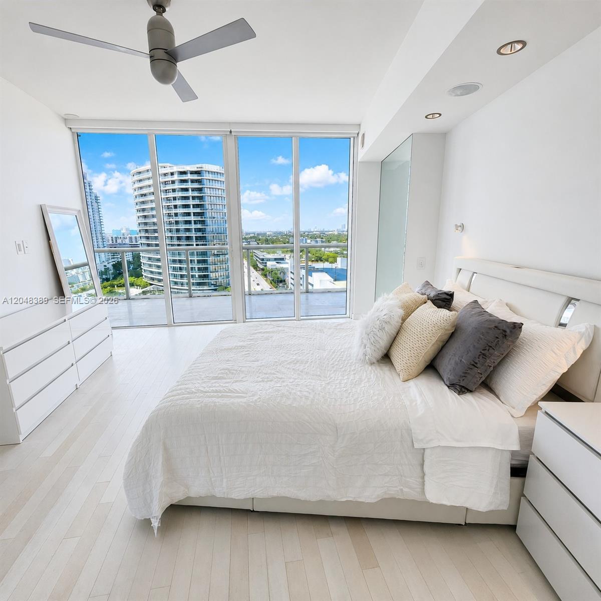 Photo of 450 Alton Rd  #1606, Miami Beach, Florida, 33139 - 