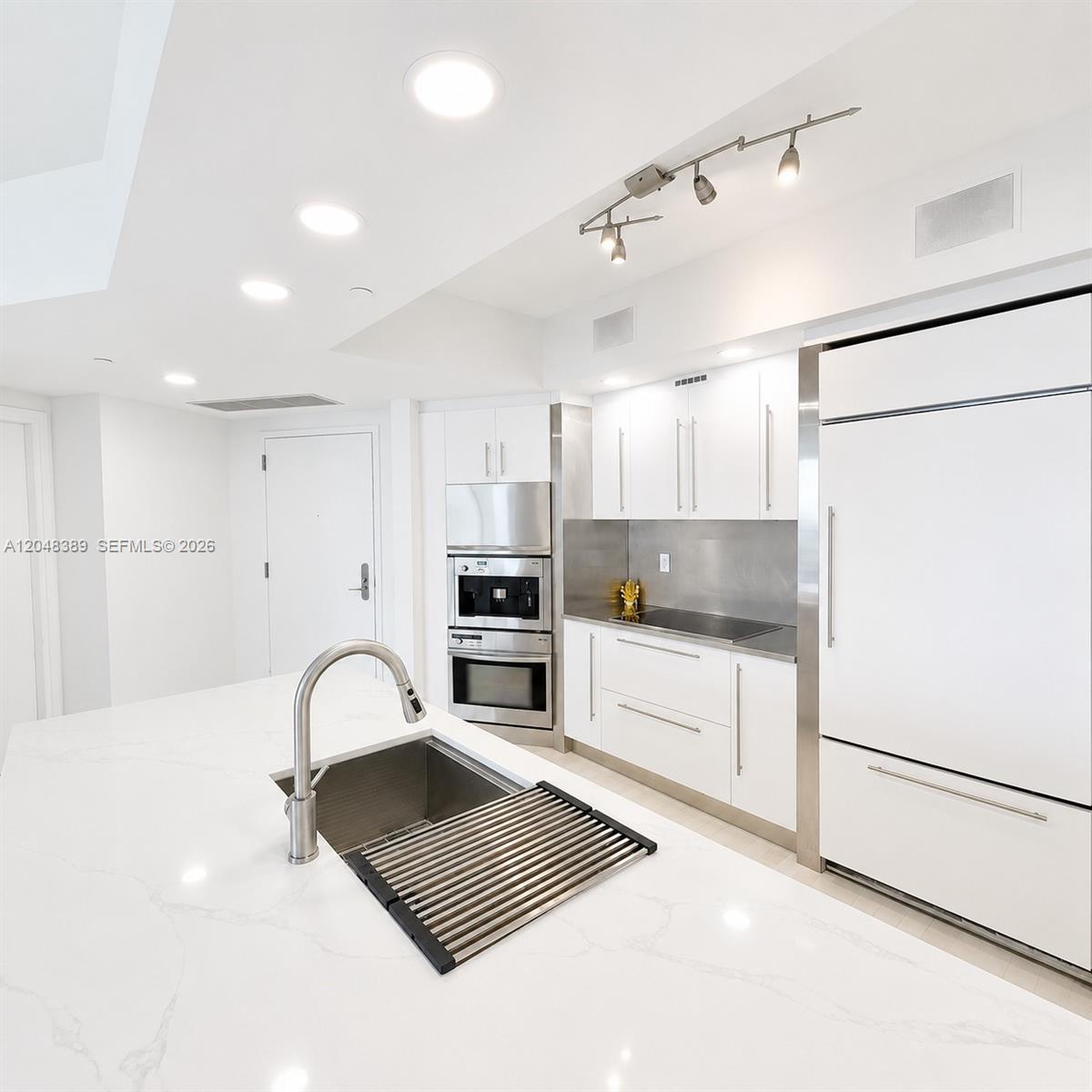Photo of 450 Alton Rd  #1606, Miami Beach, Florida, 33139 - 