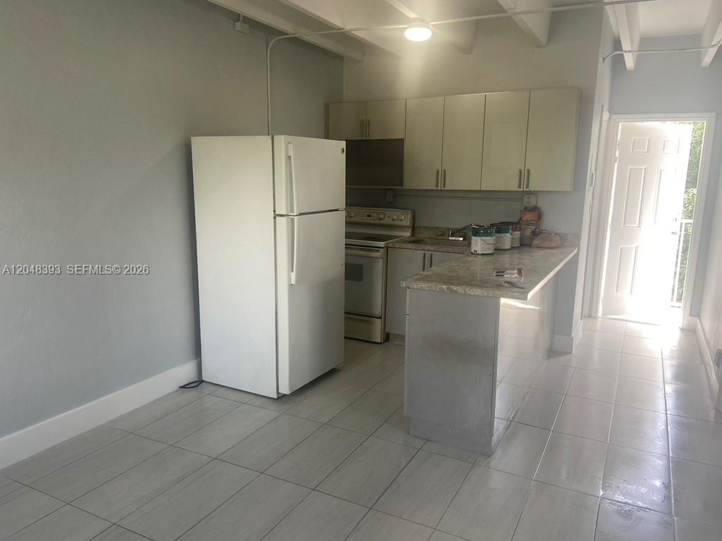   /  2414 sq. ft. $ 2026-07-06 0 foto