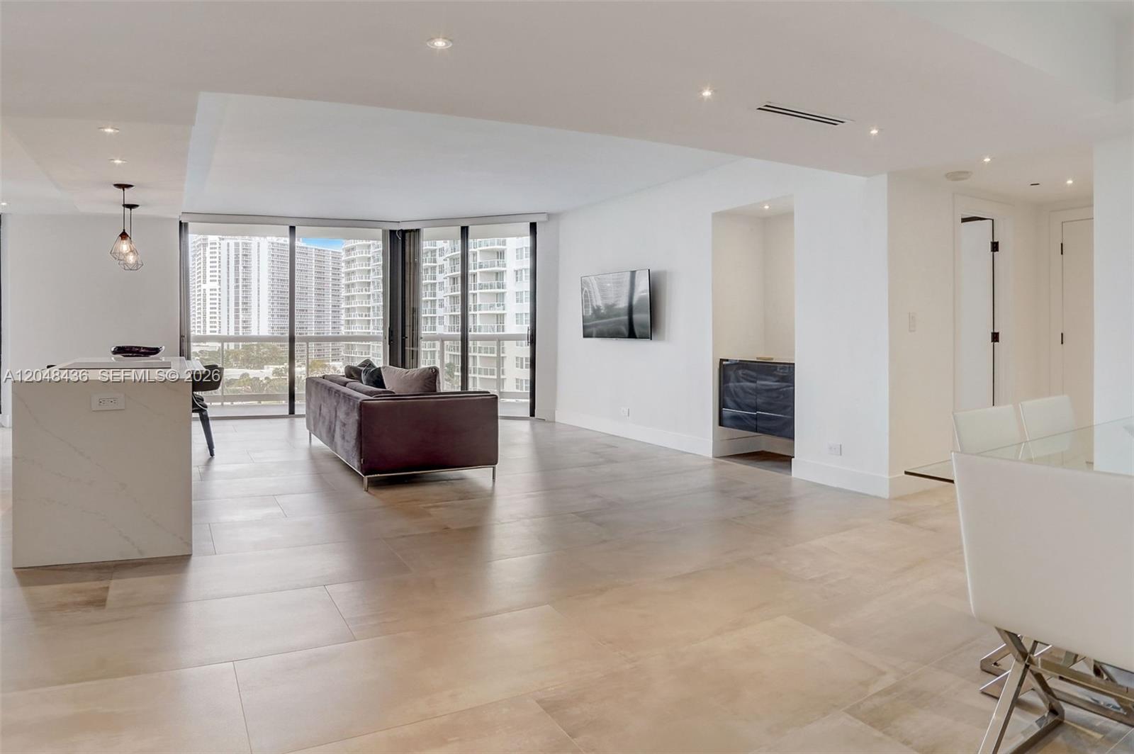 Photo of 20191 Country Club Dr #802, Aventura, Florida, 33180 -