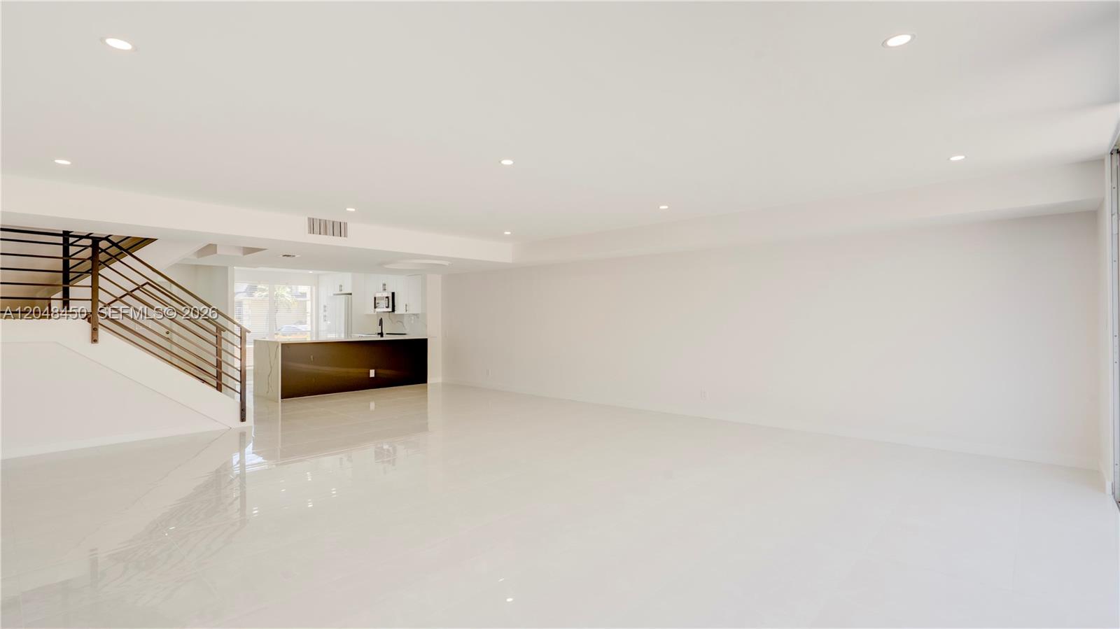 Photo of 933 24th Ave (933), Hallandale Beach, Florida, 33009 -