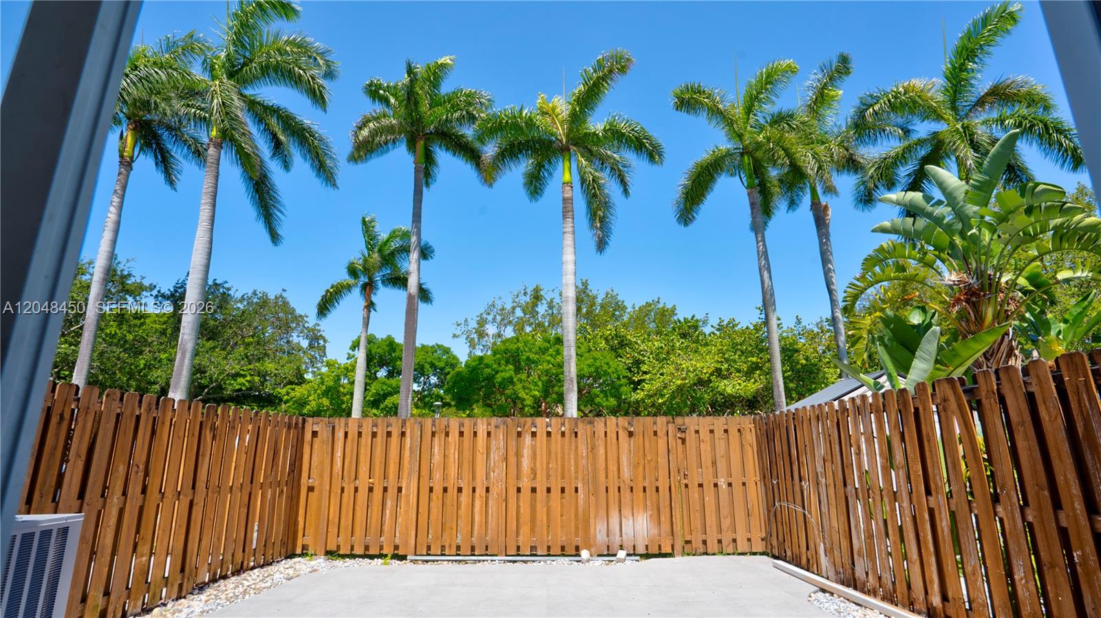 Photo of 933 24th Ave (933), Hallandale Beach, Florida, 33009 -
