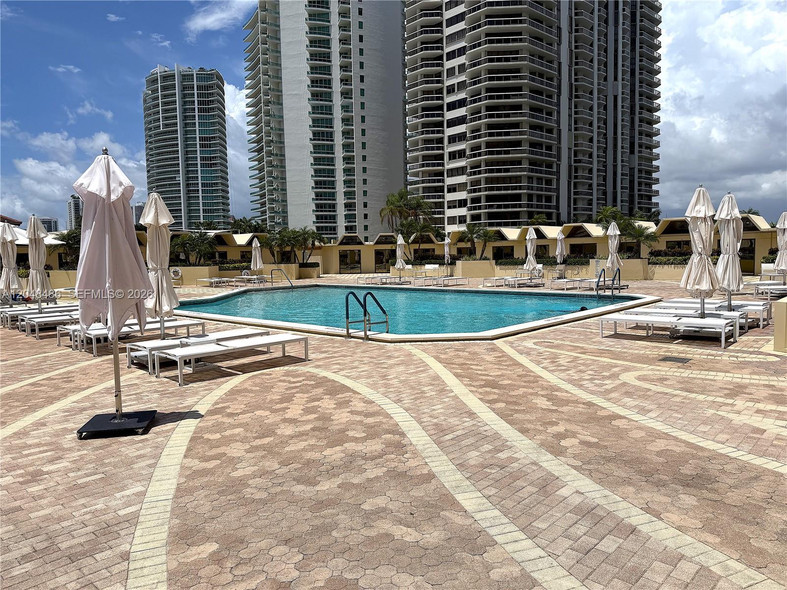 Photo of 20191 Country Club Dr  #2601, Aventura, Florida, 33180 - 