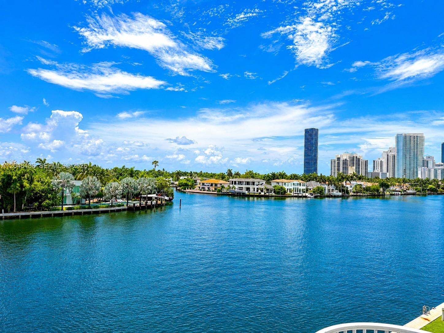 Photo 46 of Country Club Dr