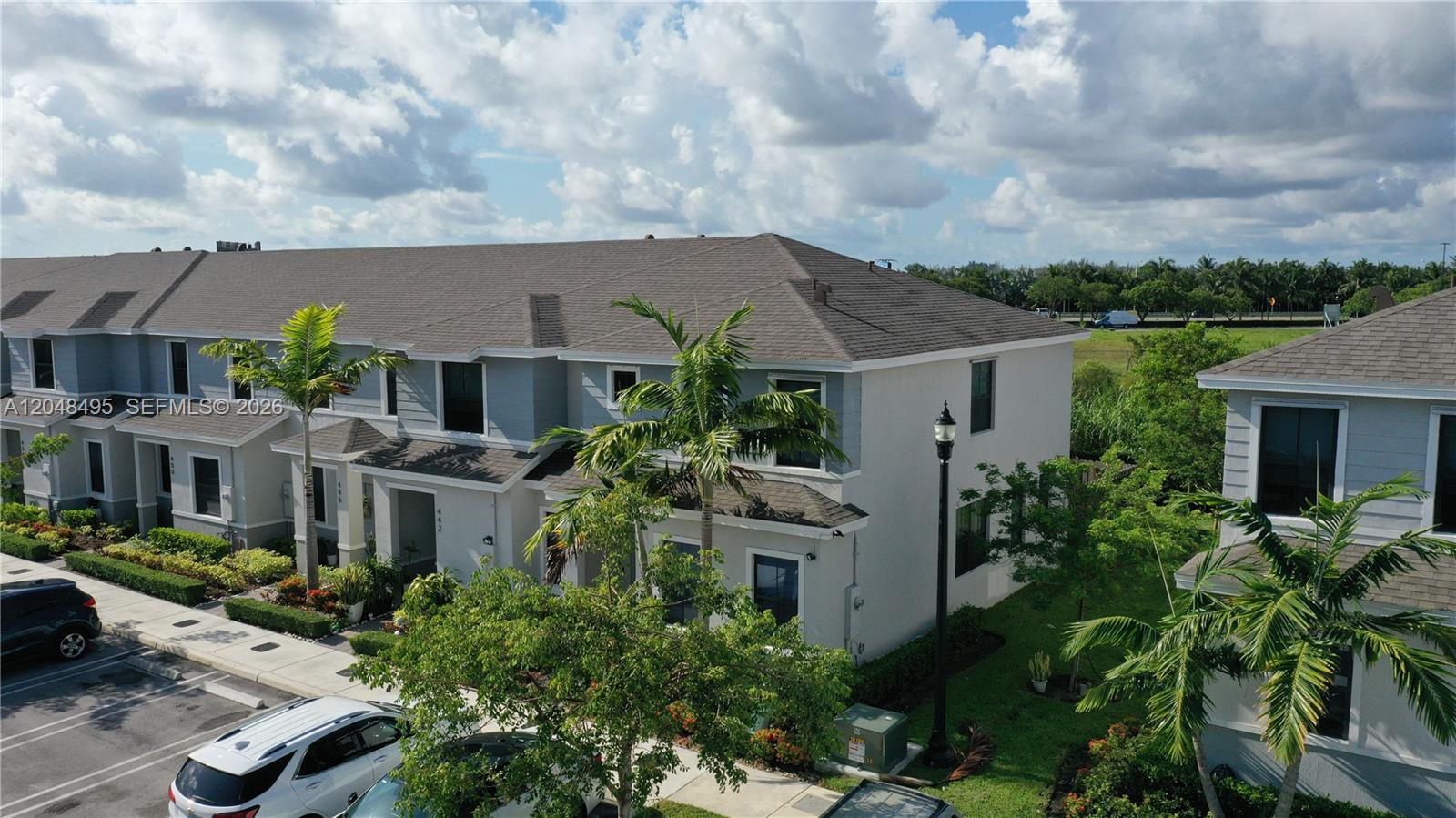 See details 438 3 / 3 1440 sq. ft. $ 2026-07-06 0 Photo